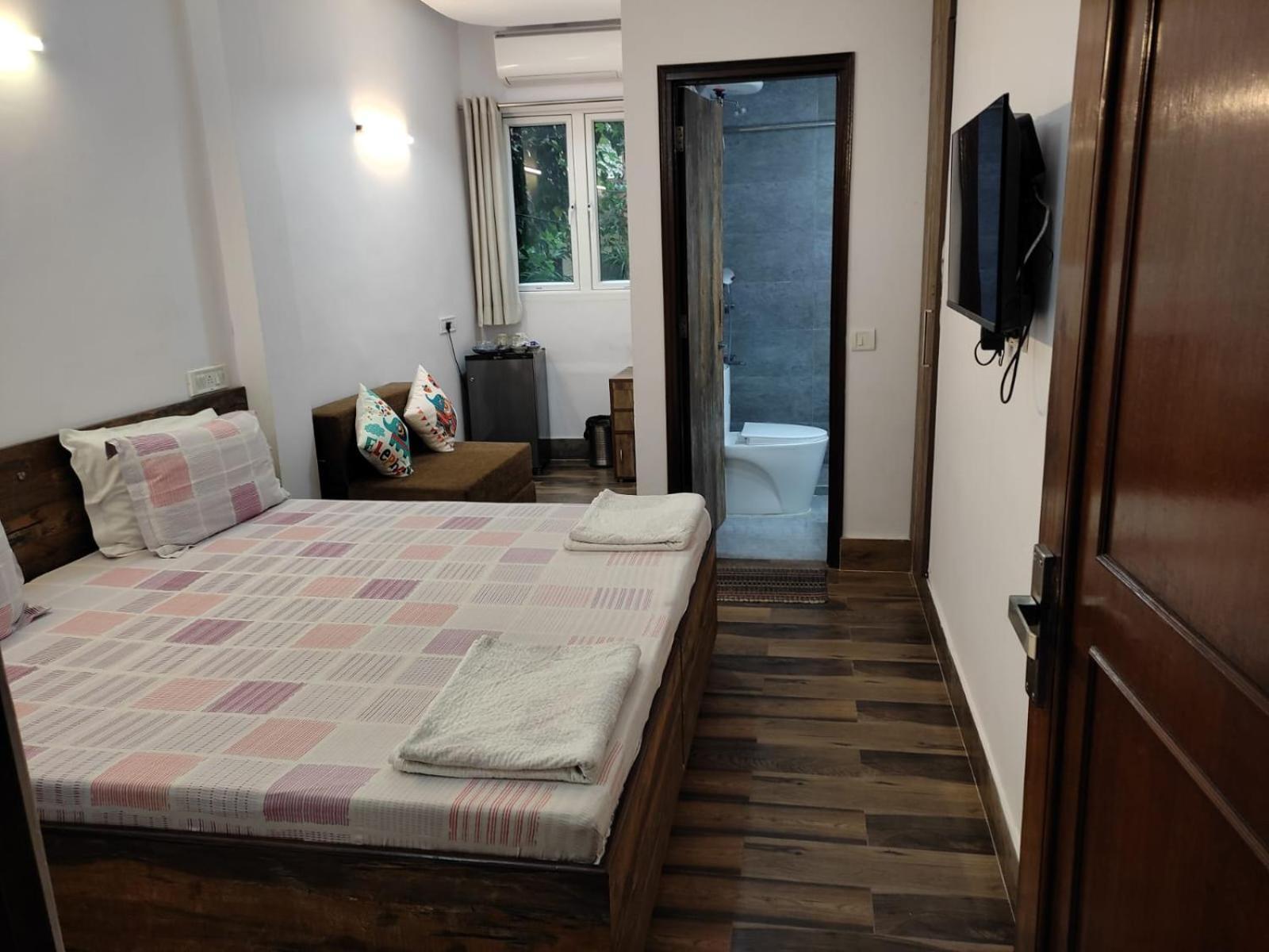 Tatvamasi Homestay Nuova Delhi Esterno foto