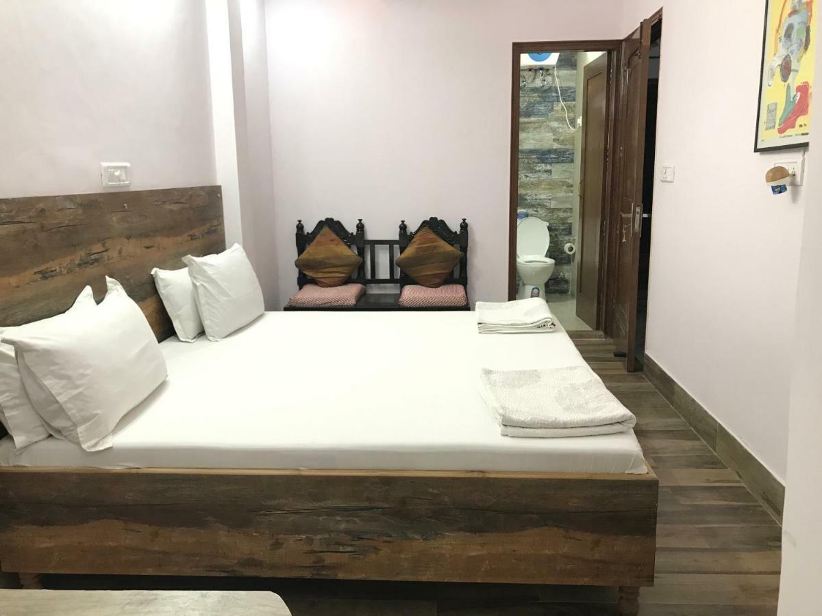 Tatvamasi Homestay Nuova Delhi Esterno foto